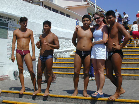 Divers of Acapulco feb 2003